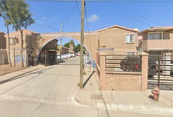 Casa en fraccionamiento en  El Delfin, Fraccionamento Porticos Del Mar, 22785 Ensenada, Baja California, México