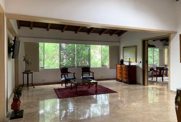 Apartamento en  Loma De Los González, Medellín