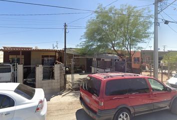 Casa en  Av Cascada Altepexi 3952, 21395 Mexicali, B.c., México