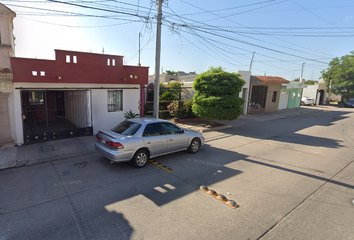 Casa en  C. Ingenio El Aguila, Alameda, 81270 Los Mochis, Sinaloa, México