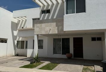 Casa en fraccionamiento en  Pozos, San Luis Potosí, México