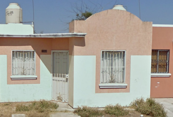 Casa en  Calle Pampas 3302, Paseo Alamedaa, Mazatlán, Sin., México