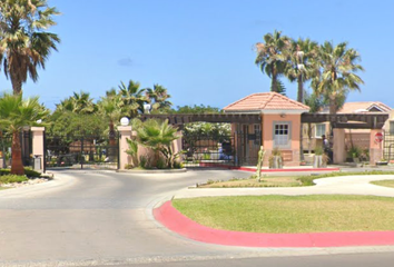 Casa en condominio en  La Perla Residencial, Paseo Playas De Tijuana, Playas, Jardines Del Sol, Tijuana, Baja California, México