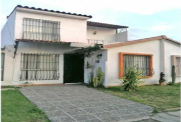 Casa en fraccionamiento en  Geovillas La Arbolada Plus, Avenida Concepción, Santa Cruz Del Valle, Jalisco, México