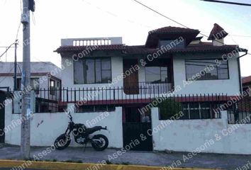 Casa en  Antonio Clavijo, Ambato, Ecuador