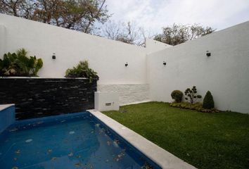 Casa en fraccionamiento en  Lomas De Trujillo, Tres De Mayo, Morelos, México