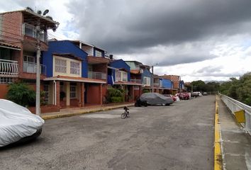 Casa en  Calle 102 #10-46, Bucaramanga, Santander, Colombia