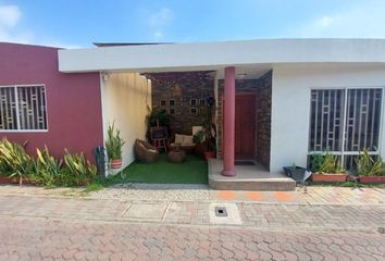 Casa en  Avenida Reales Tamarindos, Portoviejo, Ecuador