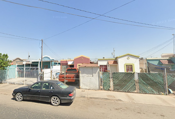 Casa en  Av Prado Del Rey, Villas Las Lomas, Mexicali, Baja California, México