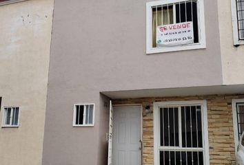 Casa en  Multiservicios La Hacienda, Avenida De Las Garzas, Fraccionamiento La Hacienda, Morelia, Michoacán, México