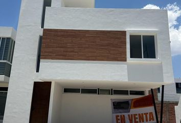 Casa en condominio en  St. Charbel Residencial, Aguascalientes 66, Aguascalientes, México