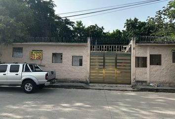 Lote de Terreno en  Calle Fonatur, Ampliación Álamos, Cancún, Benito Juárez, Quintana Roo, 77533, Mex