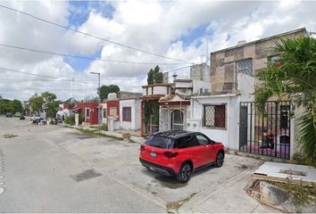 Casa en  Calle Privada Faisan, Cancún, Quintana Roo, México