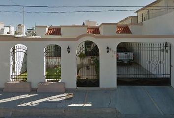 Casa en  C. 14 Nte., Zona San Lorenzo, Delicias, Chihuahua, México