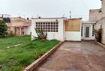 Casa en  Calle Nogal 3, Santa Julia 1a Secc, Amp Sta Julia, Pachuca De Soto, Hgo., México