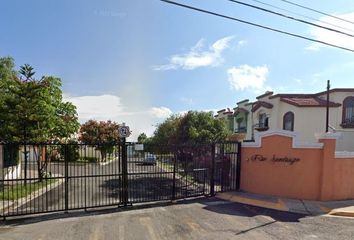 Casa en  Paseos De Santiago, Tonalá, Jalisco