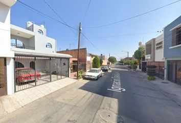 Casa en  Ignacio Dávila Garibi, Popular Hornos, Guadalajara, Jalisco, México