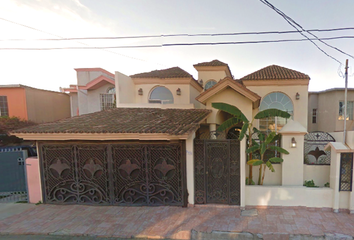 Casa en  De Los Geólogos, Universidadotay, Tijuana, Baja California, México