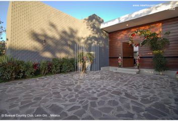 Casa en  La Campiña Del Bosque, Boulevard Country Club Gran Jardín, Guanajuato, México