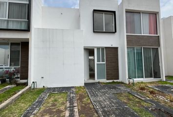 Casa en  Residencial La Vida Condominio Lux, Avenida De La Aurora, Los Ángeles, Querétaro, México