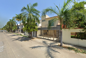 Casa en  Río Rhin, Fovissste 100, Fluvial Vallarta, Puerto Vallarta, Jalisco, México