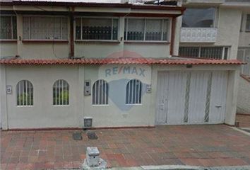 Casa en  Calle 121 #45a-63, Bogotá, Colombia