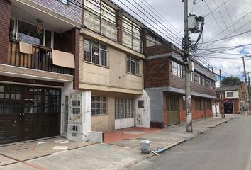 Casa en  Transversal 42 #4-0, Bogotá, Colombia