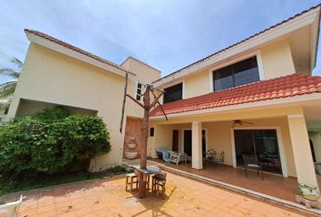 Casa en  Calle 65, Montes De Amé, Mérida, Yucatán, México