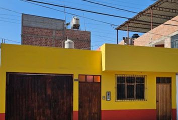 Casa en  Coronel Gregorio Albarracin Lanchipa, Tacna, Per