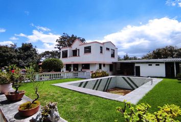 Hacienda-Quinta en  Guayllabamba, Quito