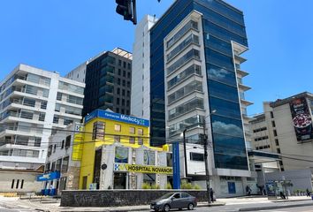 Terreno Comercial en  Avenida 6 De Diciembre & Whymper, Quito, Ecuador