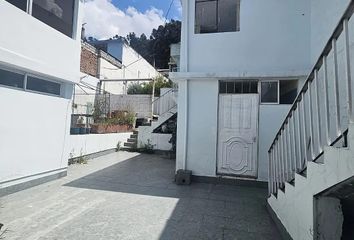 Casa en  La Libertad, Quito