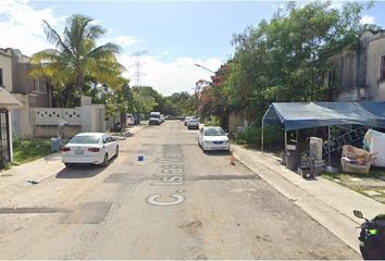 Casa en  Calle Islas Marianas, Playa Del Carmen, Quintana Roo, México