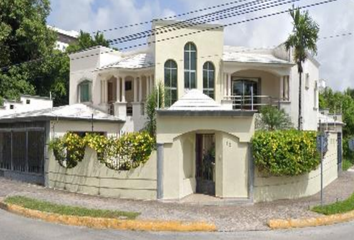 Casa en  Av Holbox Sm 11, 77504 Cancún, Q.r., México