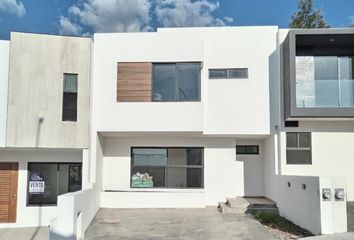 Casa en  Cañadas Del Bosque, Michoacán, México