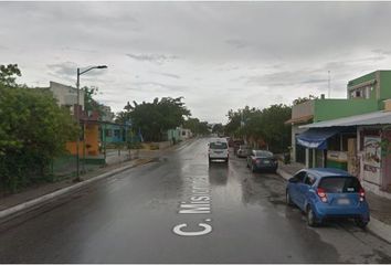 Casa en  Av. Playa Del Carmen, Playa Del Carmen, Quintana Roo, México