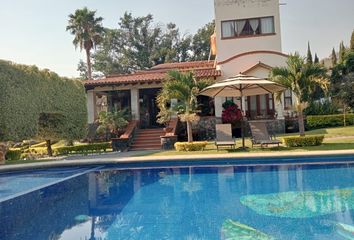 Casa en  Carretera Tepoztlán - Yautepec, Santiago Tepetlapa, Tepoztlán, Morelos, 62526, Mex