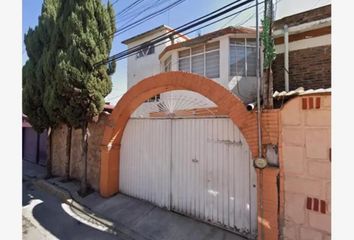 Casa en  C. Ricardo Flores Magon 26, San Lorenzo La Cebada, 16035 Ciudad De México, Cdmx, México