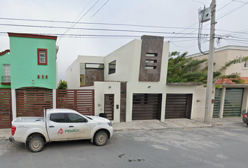 Casa en  Calle 16, Vista Hermosa, Saltillo, Coahuila De Zaragoza, México