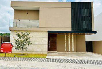 Casa en condominio en  La Espiga, Vida Y Comunidad, Avenida La Espiga, Santiago De Querétaro, Querétaro, México