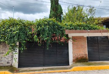 Casa en  Cl. Ave Del Paraíso, Ricardo Flores Magon, Tepotzotlán, Estado De México, México