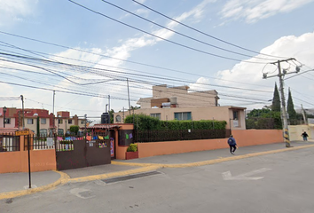 Casa en  Deportivo Valle De Las Pirámides, Unidad Habitacional Valle Del Tenayo, Tlalnepantla De Baz, Estado De México, México