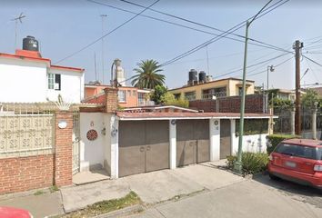 Casa en  Robles 8, Jardines De San Mateo, 53240 Naucalpan De Juárez, Méx., México