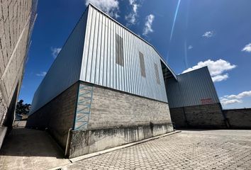 Bodega-Galpon en  Av. Tnte. Hugo Ortiz 33, Quito 170131, Ecuador