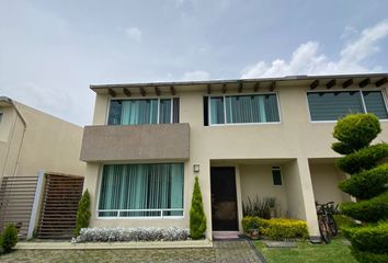 Casa en fraccionamiento en  Residencial Bosque De Las Fuentes, Avenida Calimaya, San Andrés Ocotlán, Estado De México, México