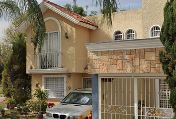 Casa en  C. San Felipe, Residencial Del Valle, Zapopan, Jalisco, México