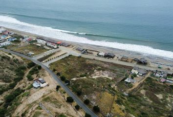 Terreno Comercial en  Callejon S/n, Manta, Manabí, Ecuador