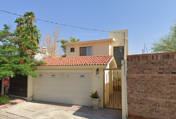 Casa en  C. Virginia H.de Franco, Nueva Los Ángeles, 27140 Torreón, Coah., México