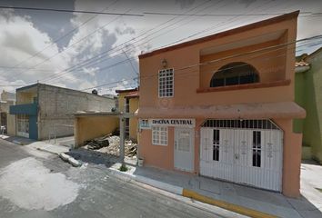 Casa en  Calle Siempre Viva, Jacarandas, Tepic, Nayarit, México