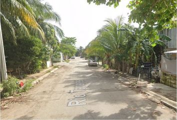 Casa en  Rio Tapajos, Villas Riviera, Playa Del Carmen, Quintana Roo, México